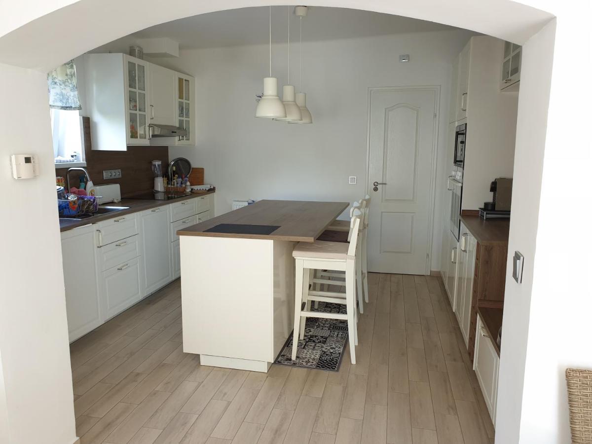 Vila Nadliget Vendeghaz Ábrahámhegy Exteriér fotografie