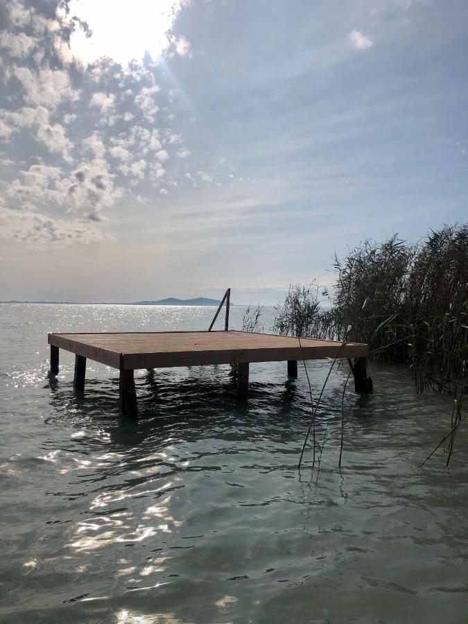 Vila Nadliget Vendeghaz Ábrahámhegy Exteriér fotografie